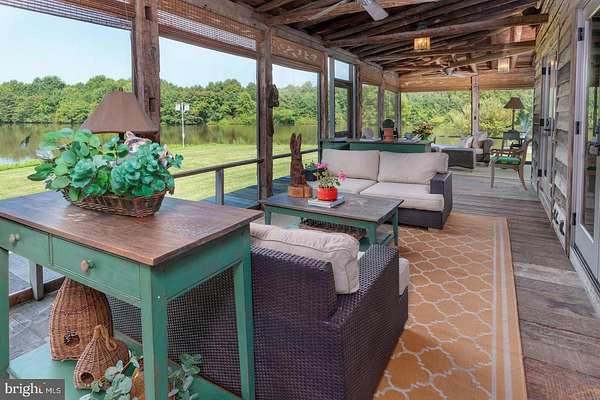 525 Acres of Land with Home for Sale in Easton, Maryland