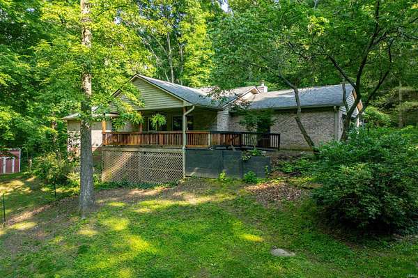 2.27 Acres of Residential Land with Home for Sale in Nashville, Indiana