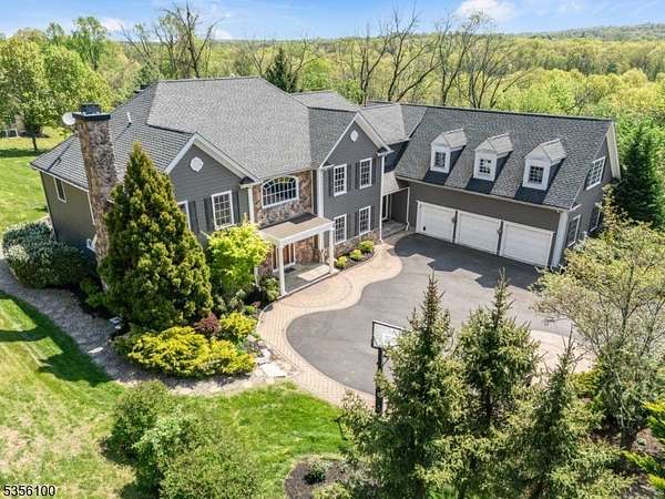 2.76 Acres of Residential Land with Home for Sale in Chatham Township, New Jersey