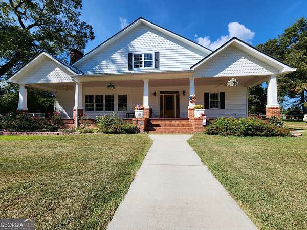 23.9 Acres of Land with Home for Sale in Sandersville, Georgia