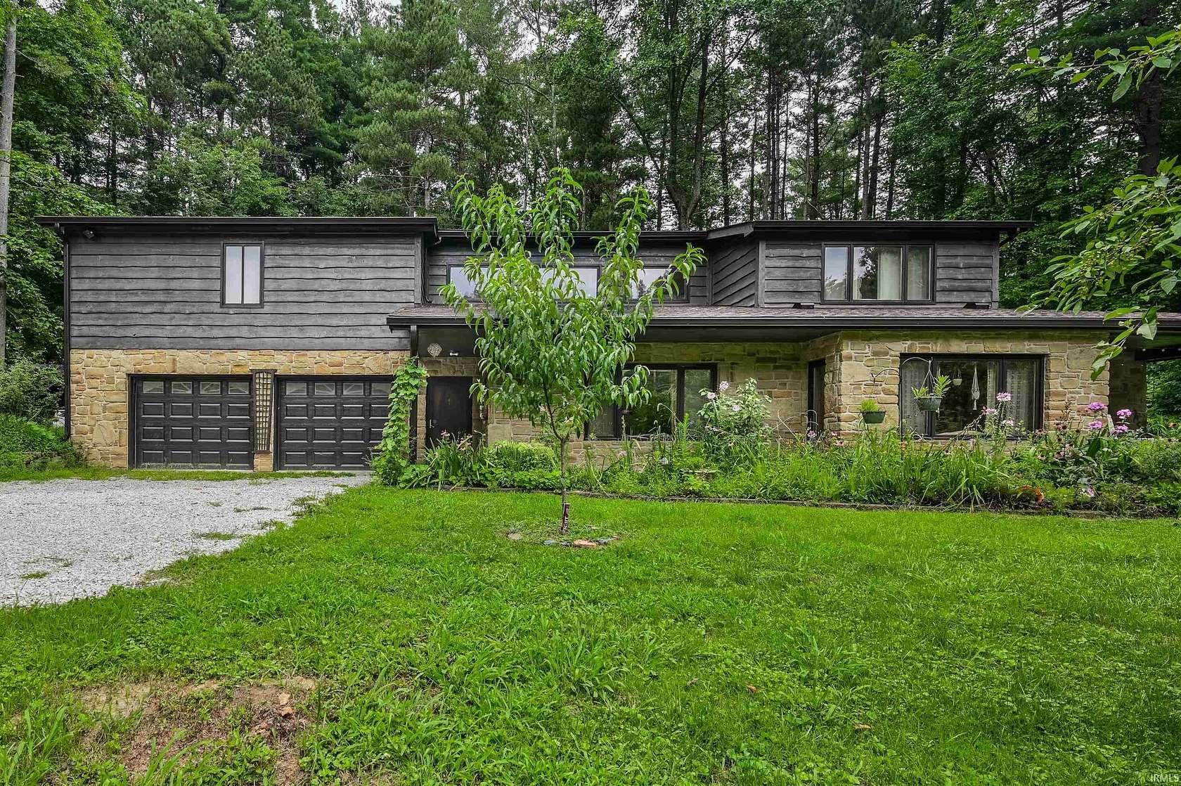 15.2 Acres of Recreational Land with Home for Sale in Morgantown, Indiana