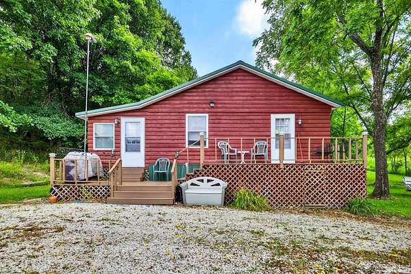 20 Acres of Recreational Land with Home for Sale in Bloomfield, Indiana