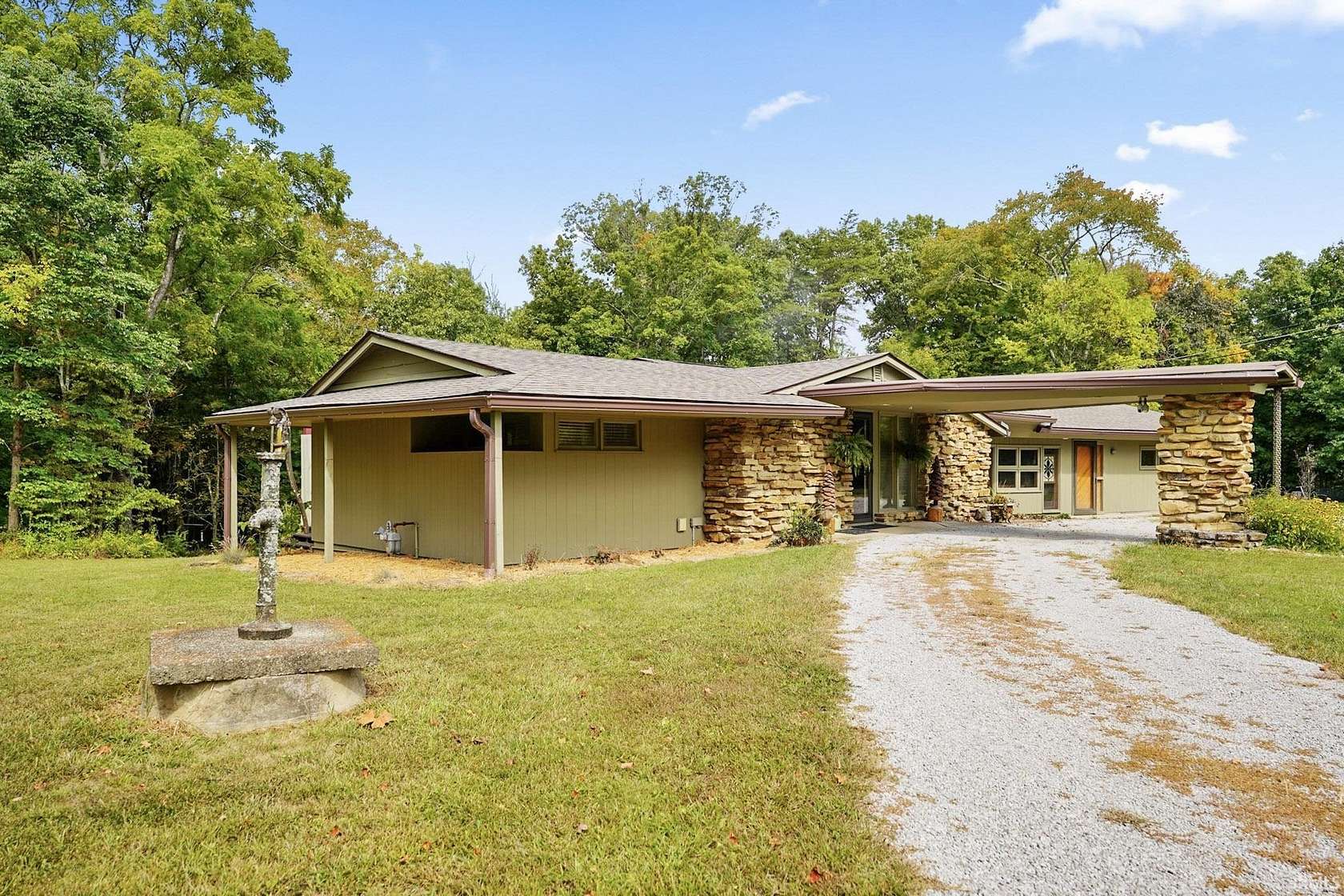 4.67 Acres of Residential Land with Home for Sale in Nashville, Indiana