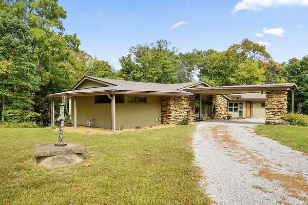 4.67 Acres of Residential Land with Home for Sale in Nashville, Indiana