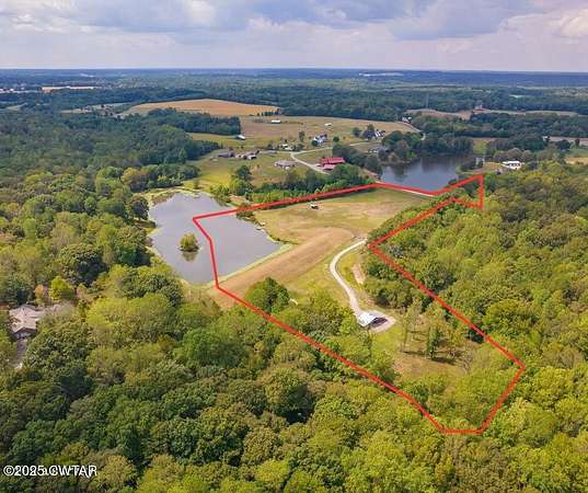 12.8 Acres of Recreational Land & Farm for Sale in Lexington, Tennessee