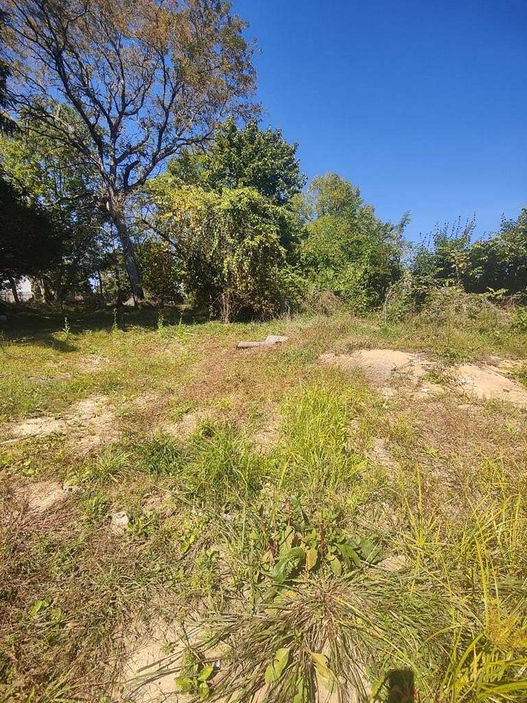 0.28 Acres of Residential Land for Sale in Princeton, West Virginia