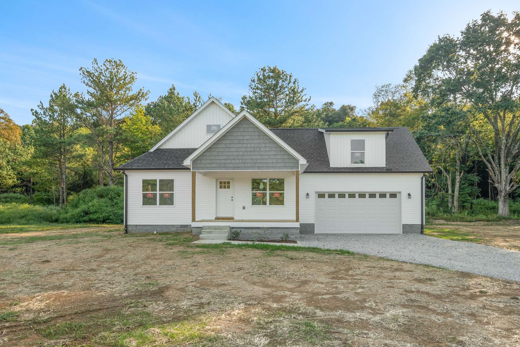 1.5 Acres of Residential Land with Home for Sale in Dickson, Tennessee