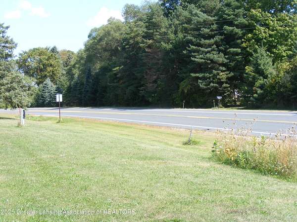 1.1 Acres of Land for Sale in Charlotte, Michigan