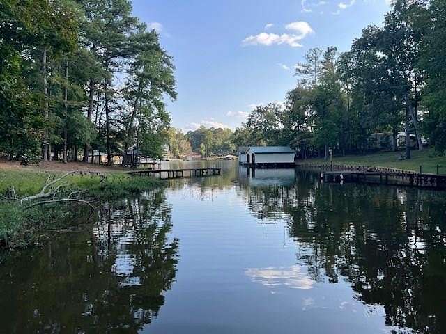 1.56 Acres of Residential Land with Home for Sale in Eatonton, Georgia