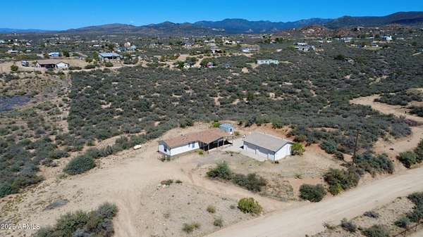 2.5 Acres of Residential Land with Home for Sale in Kirkland, Arizona