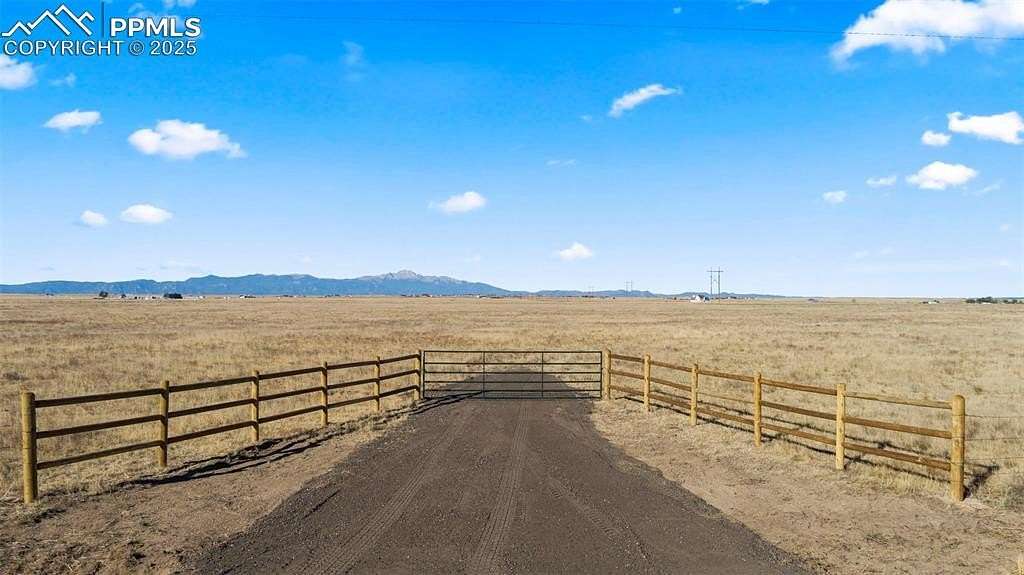 40 Acres of Agricultural Land for Sale in Calhan, Colorado