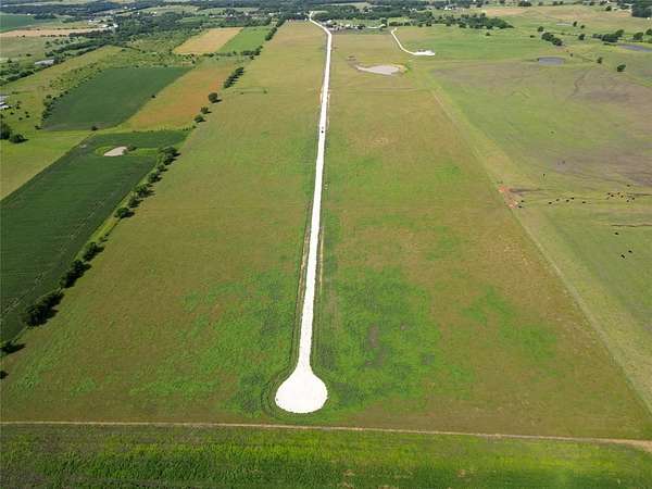 16.8 Acres of Land for Sale in Covington, Texas