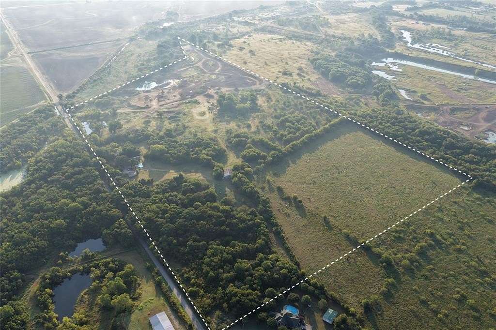 80 Acres of Recreational Land for Sale in Ferris, Texas