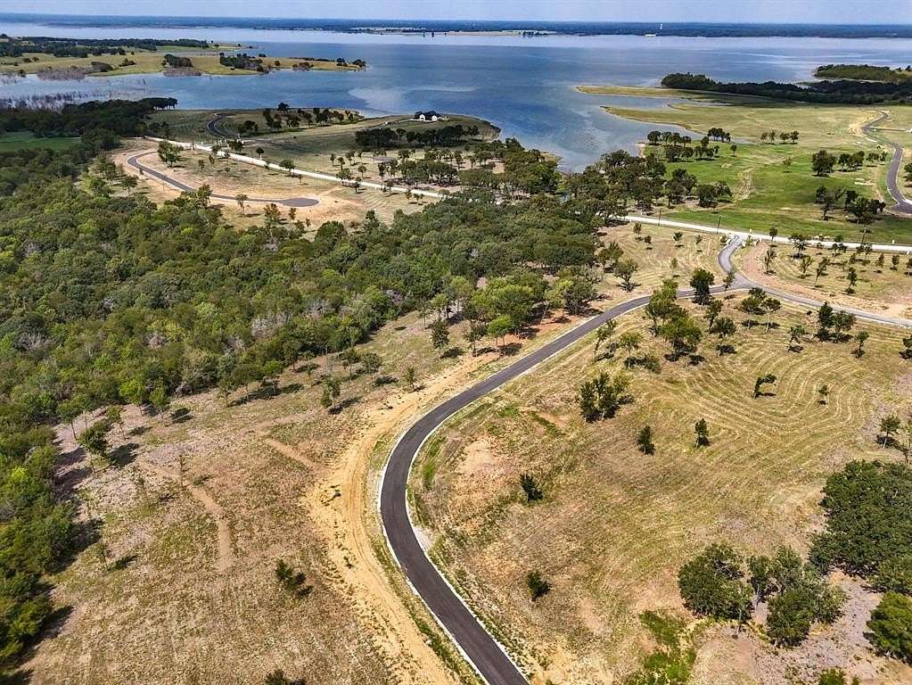 1 Acre of Land for Sale in Windom, Texas