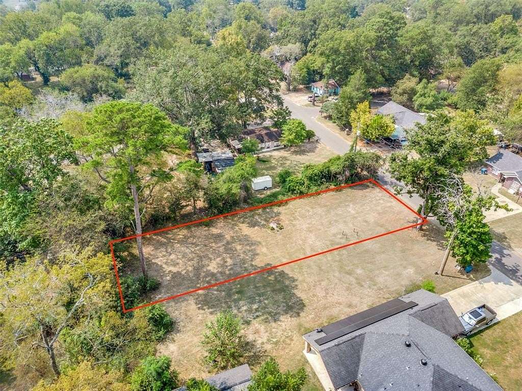 0.16 Acres of Residential Land for Sale in Mount Pleasant, Texas