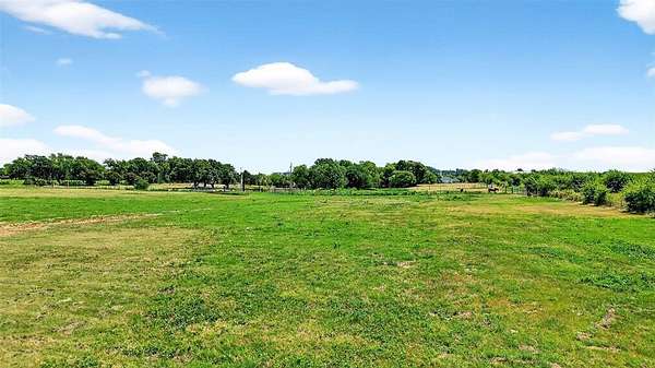 1.66 Acres of Residential Land for Sale in Gunter, Texas