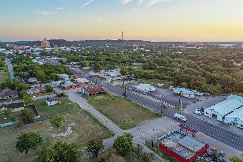 0.22 Acres of Commercial Land for Sale in Mineral Wells, Texas