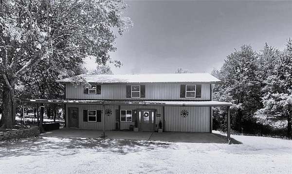 52.2 Acres of Agricultural Land with Home for Sale in Bonham, Texas