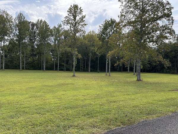3 Acres of Residential Land for Sale in McMinnville, Tennessee