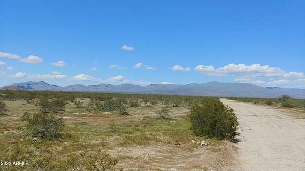 118 Acres of Land for Sale in Salome, Arizona