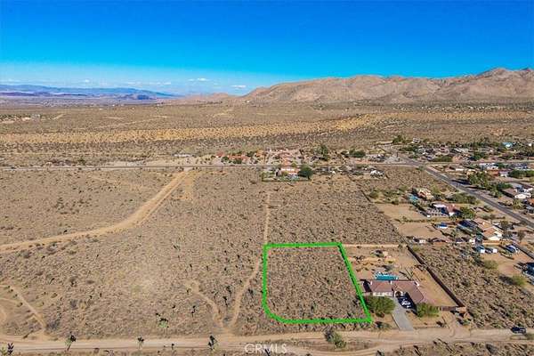 1 Acre of Land for Sale in Yucca Valley, California