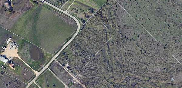 5 Acres of Land for Sale in Creedmoor, Texas