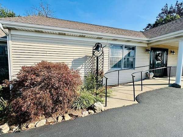 4.85 Acres of Improved Commercial Land for Sale in Robinson, Illinois