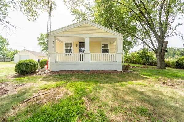 5.62 Acres of Residential Land with Home for Sale in Springfield, Missouri