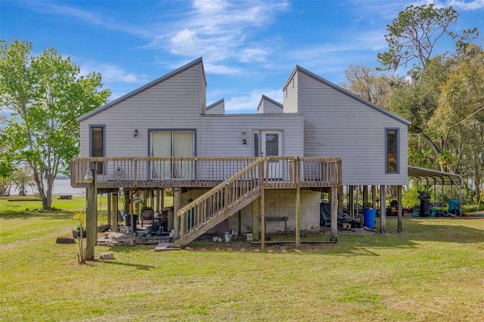 1.9 Acres of Residential Land with Home for Sale in Thonotosassa, Florida