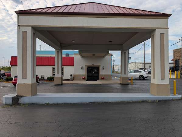 2.28 Acres of Improved Commercial Land for Sale in Richmond, Kentucky