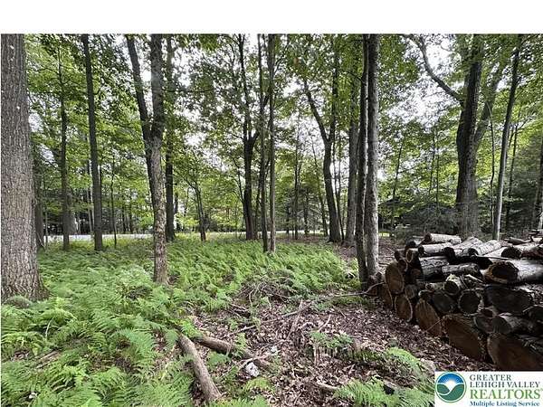 0.14 Acres of Land for Sale in Coolbaugh Township, Pennsylvania