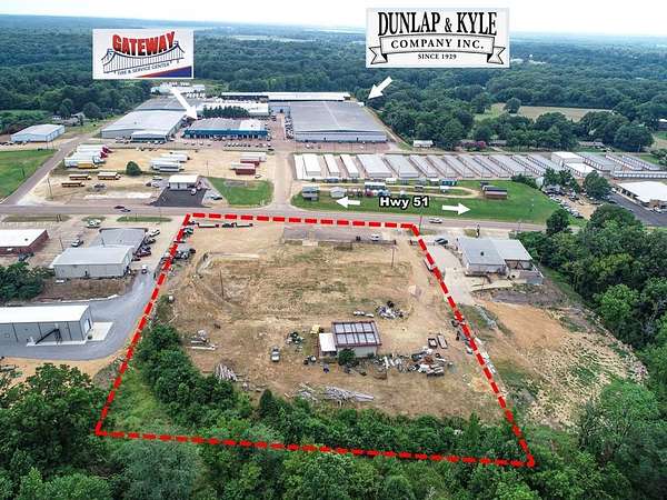 4.4 Acres of Commercial Land for Sale in Batesville, Mississippi