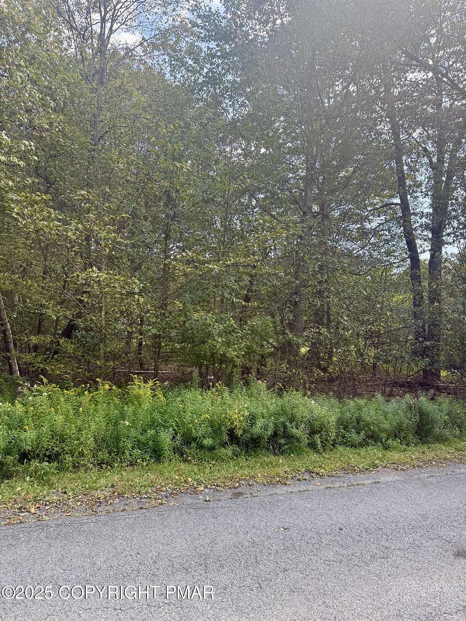 0.29 Acres of Land for Sale in Tobyhanna, Pennsylvania