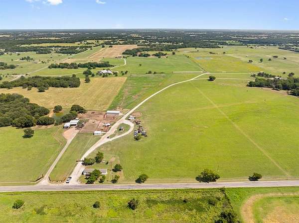 40 Acres of Agricultural Land with Home for Sale in Whitesboro, Texas