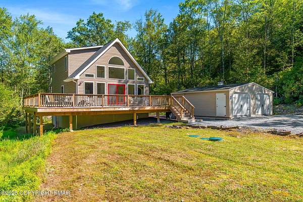 3.8 Acres of Residential Land with Home for Sale in Albrightsville, Pennsylvania