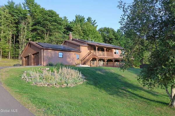 13.6 Acres of Land with Home for Sale in Coeymans Hollow, New York