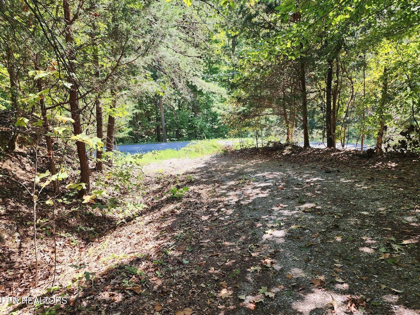 5 Acres of Land for Sale in Sharps Chapel, Tennessee