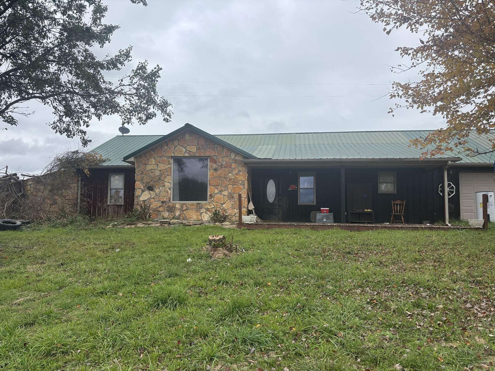 4.4 Acres of Residential Land with Home for Sale in Lily, Kentucky