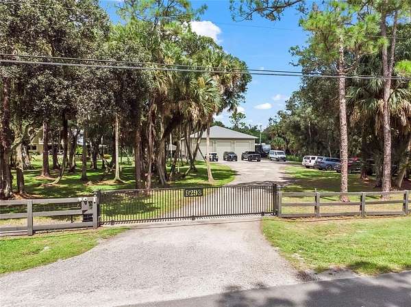 2.5 Acres of Residential Land with Home for Sale in Jupiter, Florida