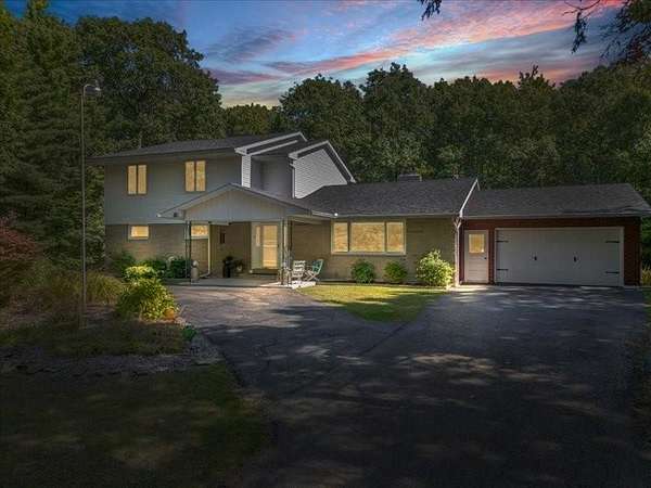 2.72 Acres of Residential Land with Home for Sale in Vestal, New York