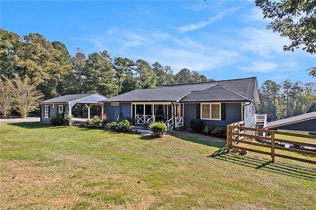 8.7 Acres of Residential Land with Home for Sale in Palmetto, Georgia