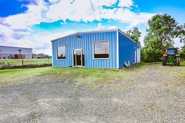 7.27 Acres of Mixed-Use Land for Sale in Carthage, Texas