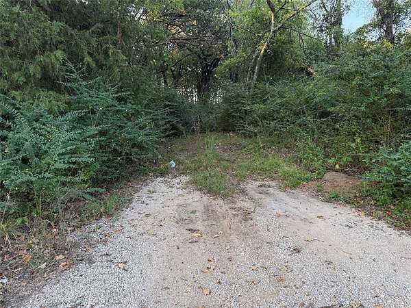 2 Acres of Residential Land for Sale in Shawnee, Oklahoma