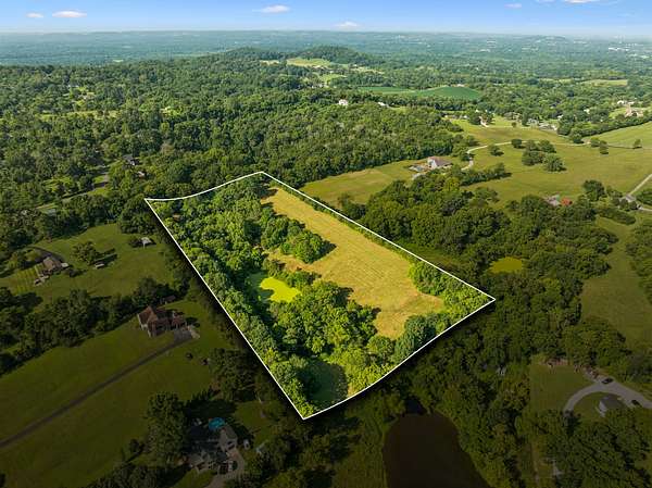 9.58 Acres of Land for Sale in Columbia, Tennessee