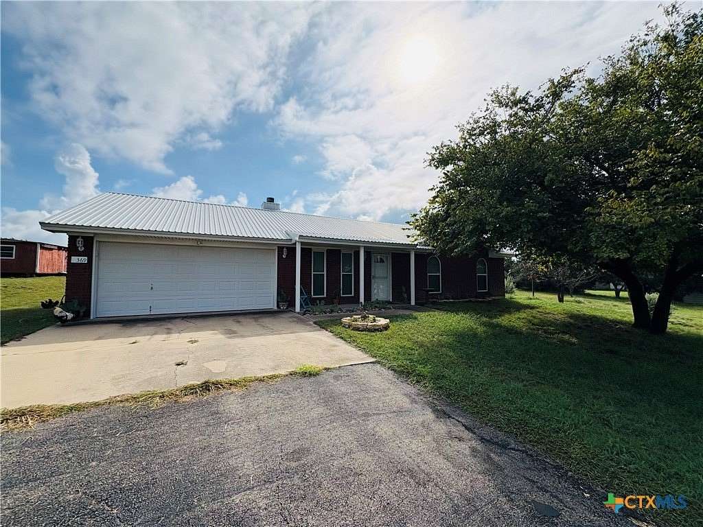 3 Acres of Residential Land with Home for Sale in Kempner, Texas