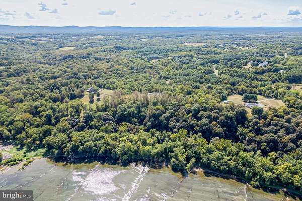 13 Acres of Land for Sale in Lovettsville, Virginia