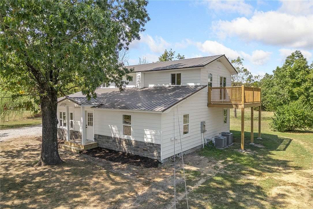 2 Acres of Land with Home for Sale in Harrison, Arkansas