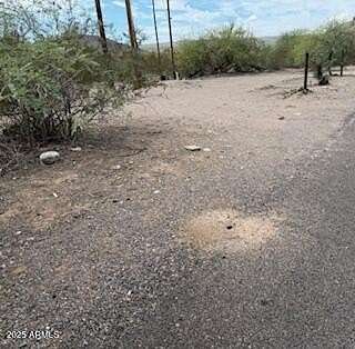 3.16 Acres of Residential Land for Sale in Winkelman, Arizona