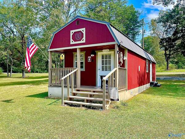 0.95 Acres of Residential Land with Home for Sale in Leesburg, Alabama