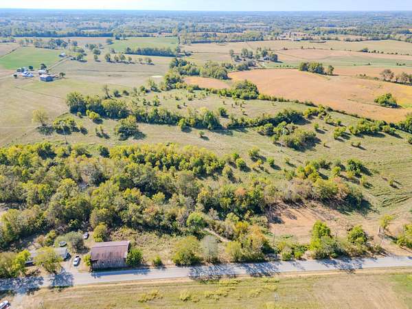 22 Acres of Agricultural Land for Sale in Cynthiana, Kentucky